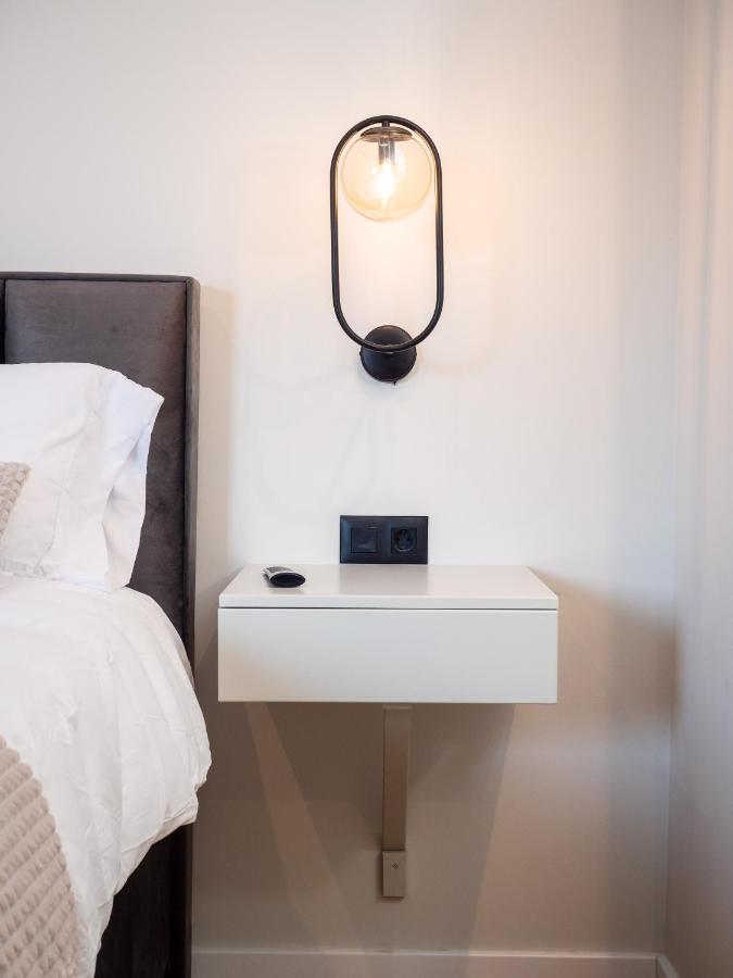 Republic Square- Location Apartament